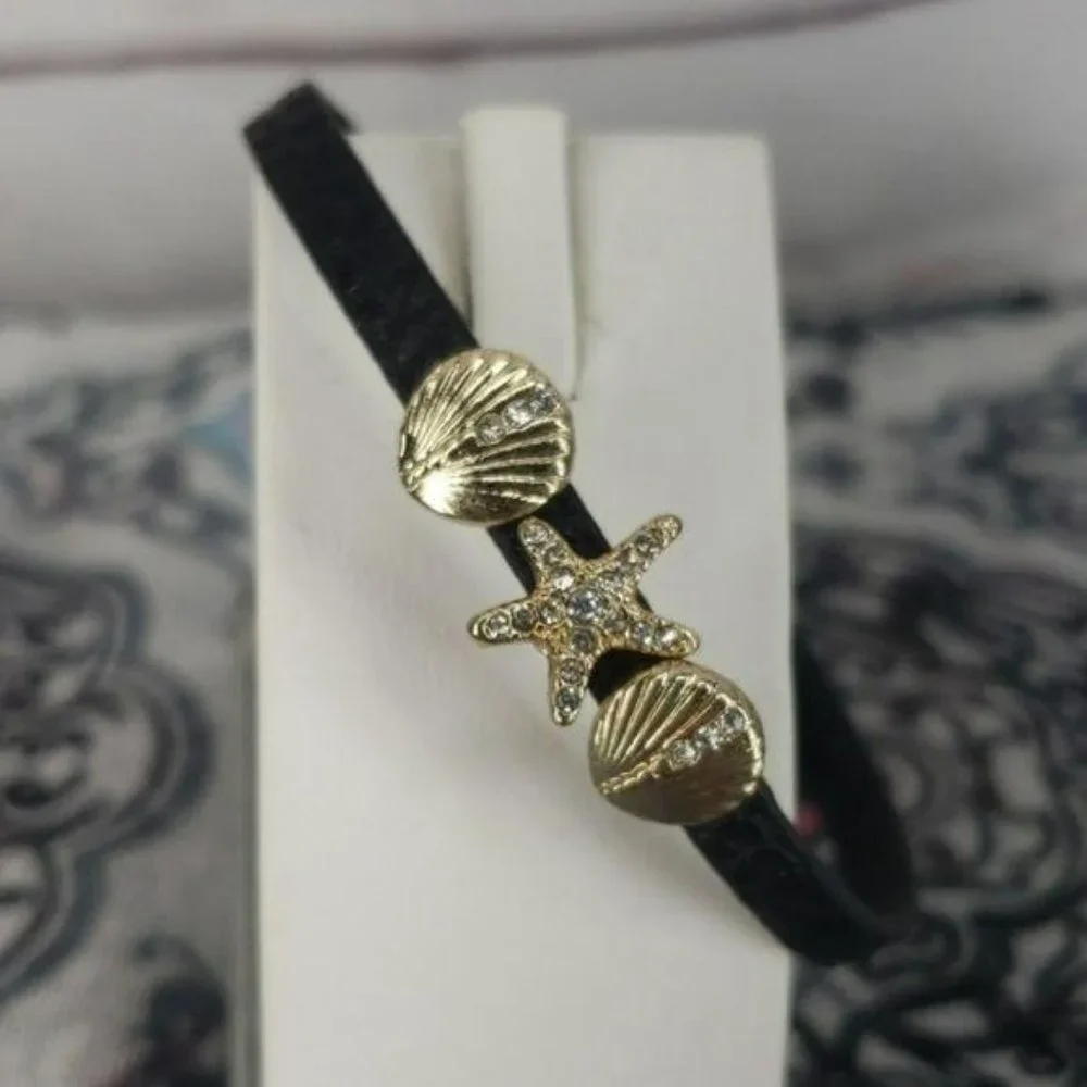 Black Leather Seashell Themed Girl’s Bracelet‎